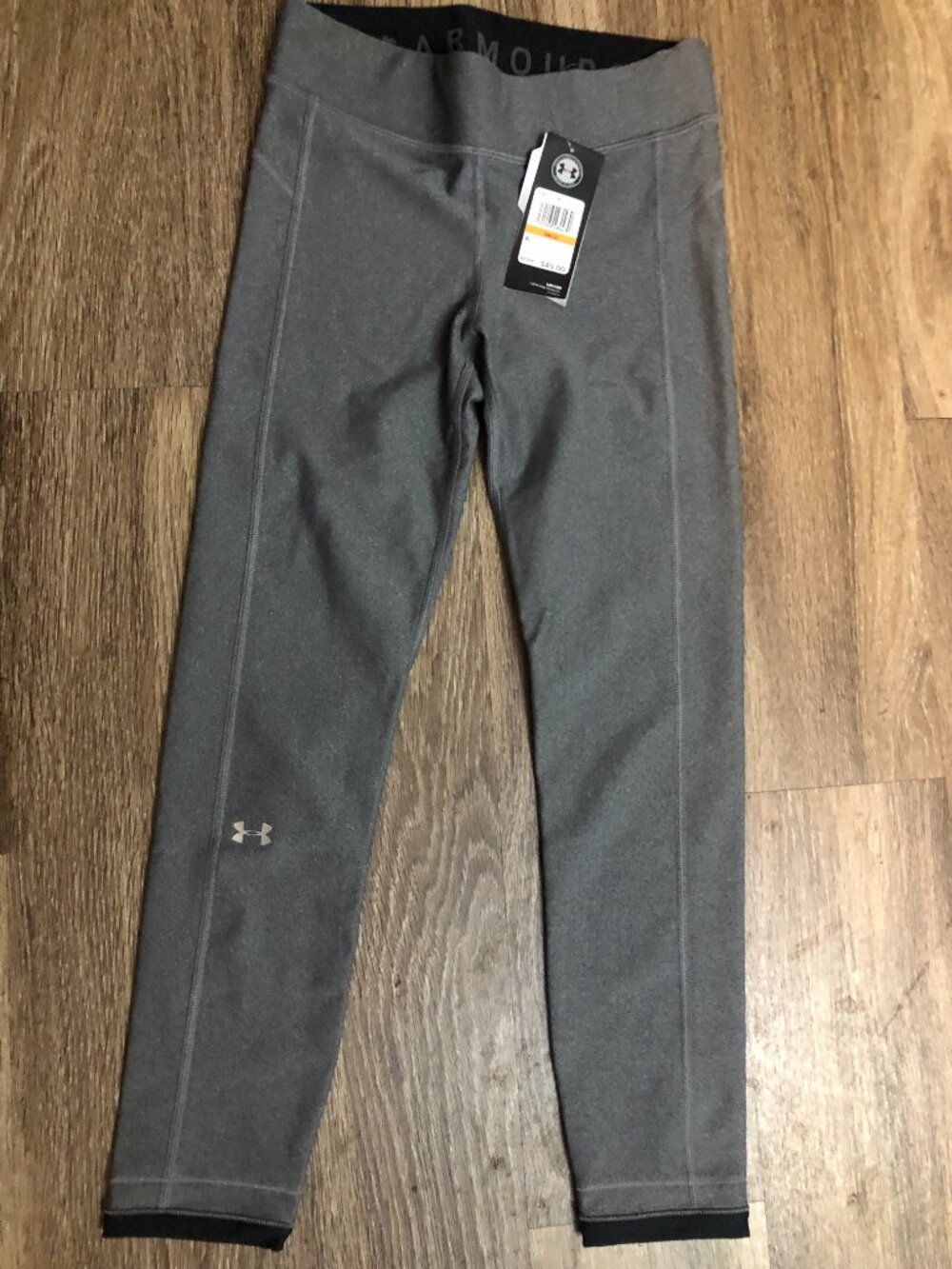 Under Armour Heat Gear Compression Workout Leggings - Women Small/SM - NWTof $45 - Picture 2 of 3